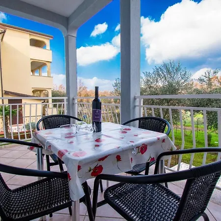 Prodan Апартаменти